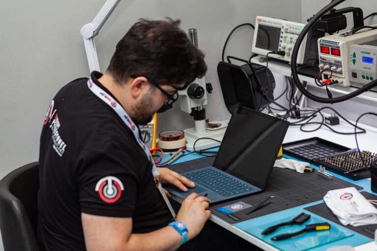 tka microsoft laptop
